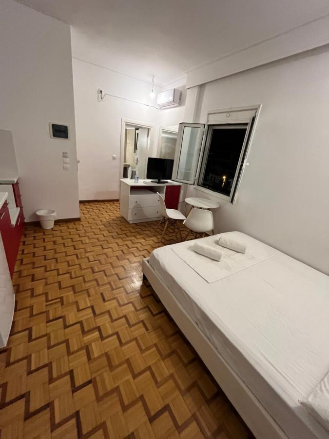 Acropolis View Aparthotel Атина Екстериор снимка