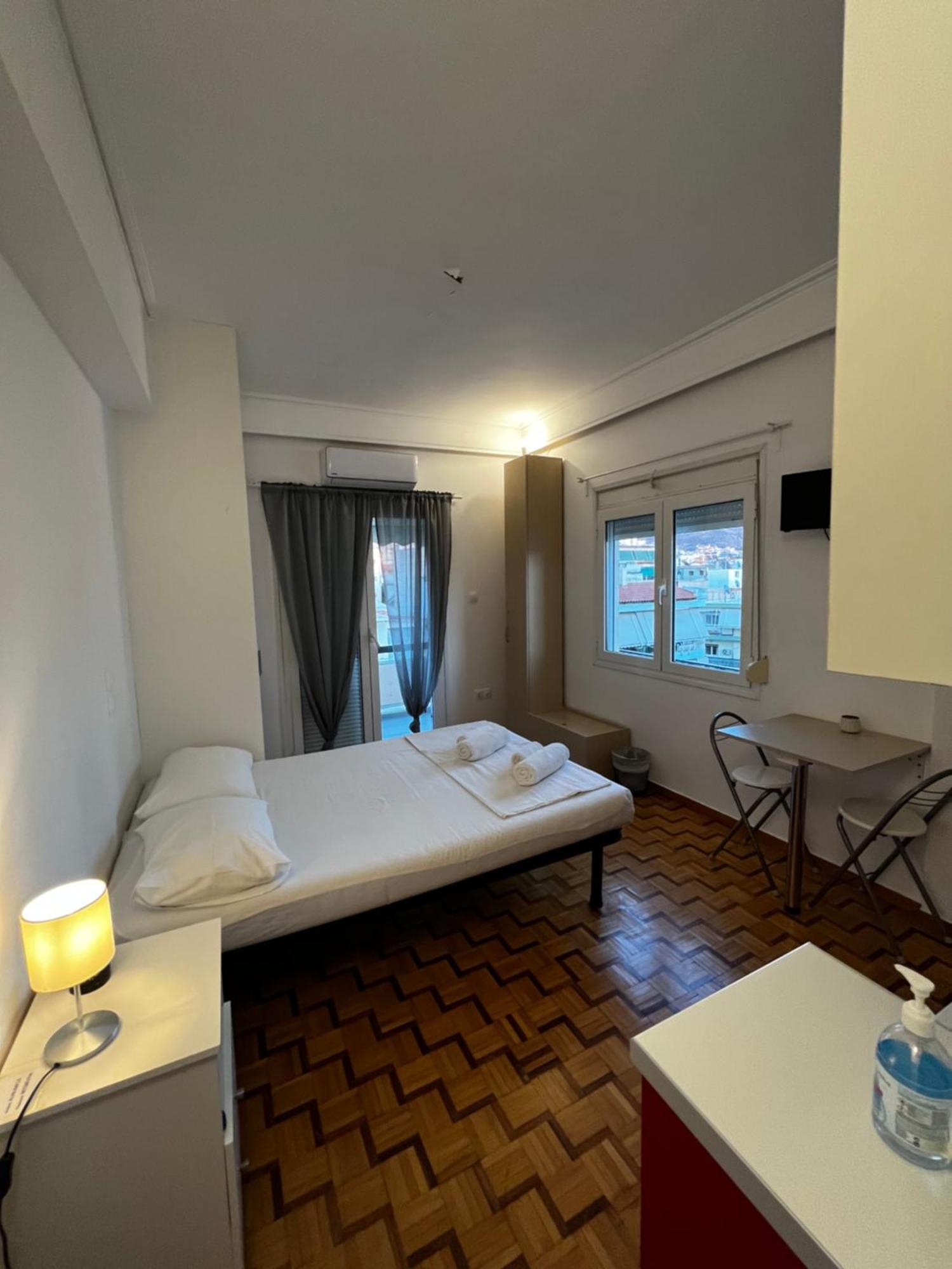 Acropolis View Aparthotel Атина Екстериор снимка